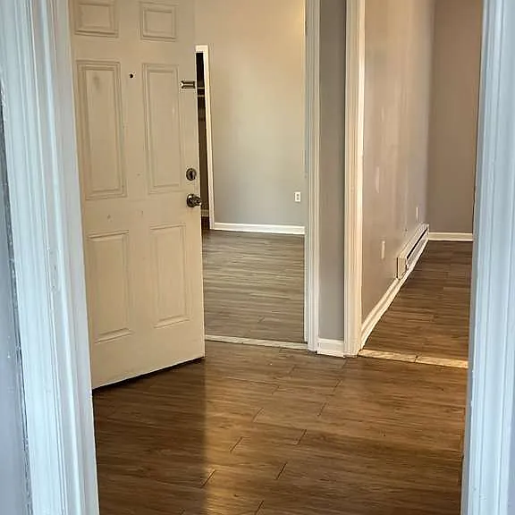 87 Schuyler Ave #1 — Photo 2