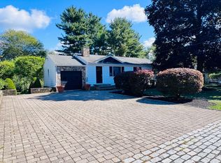 8 Cedar St, Ashland, MA 01721