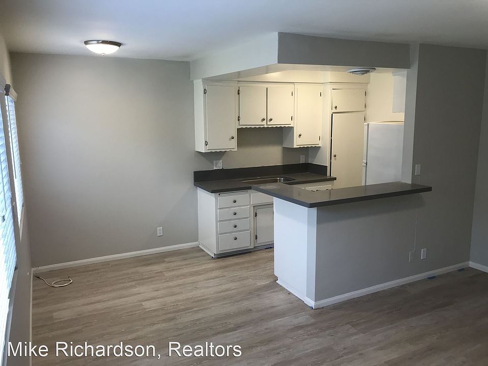 1st image of 409 W Islay St #5965711