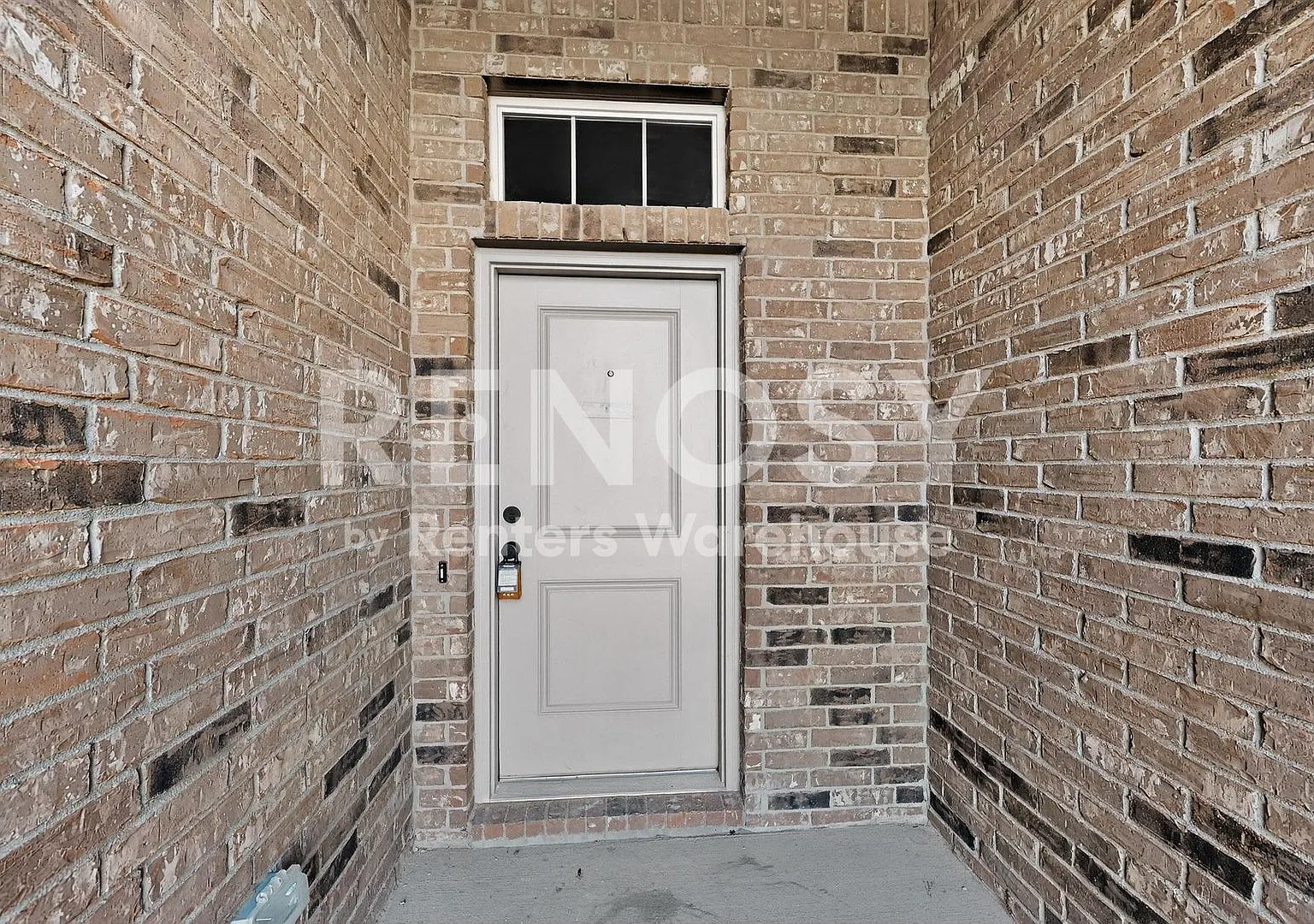 Completely Refreshed Fort Worth Home One month Rent Concession — Photo 2