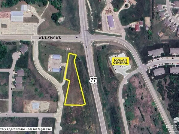 2001 N Spring Valley Rd, Junction City, KS 66441