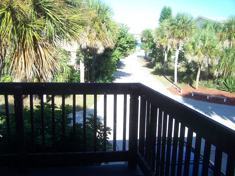 Balcony looking to sea