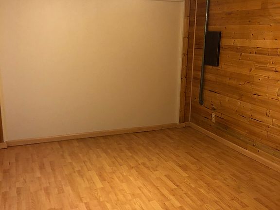 3rd image of 69 Wilshire Dr