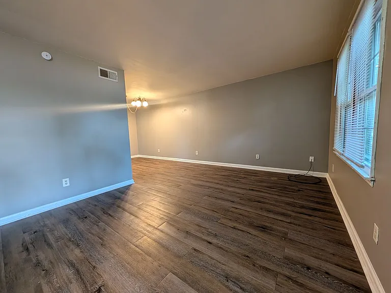 1332 Blake Bottom Rd — Photo 2