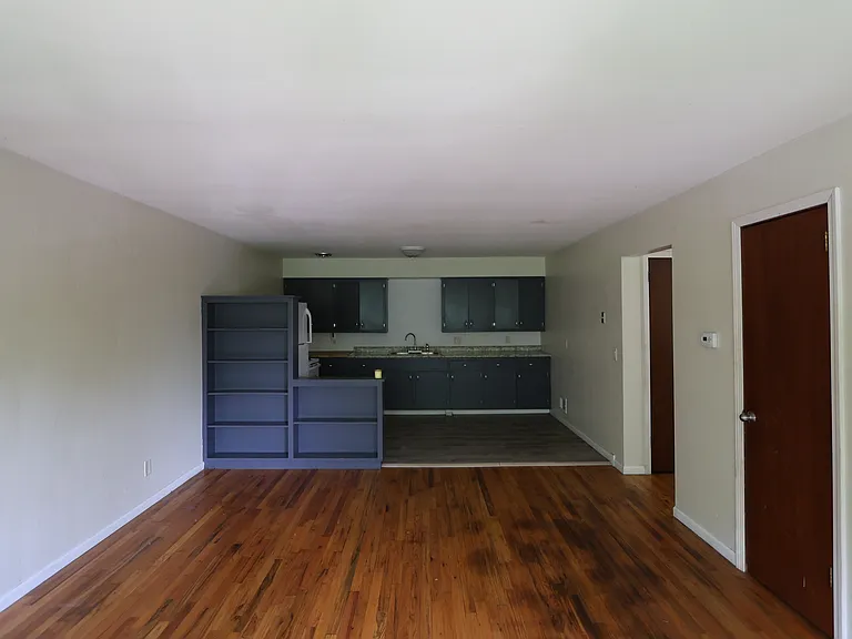 1701 Blossom Lane — Photo 22