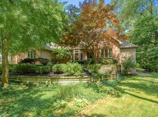 5512 Bobwhite Ave, Kalamazoo, MI 49009