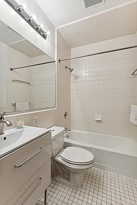 Rented by Corcoran | media 17