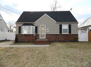 1013 Highland Ave, Glendora, NJ 08029