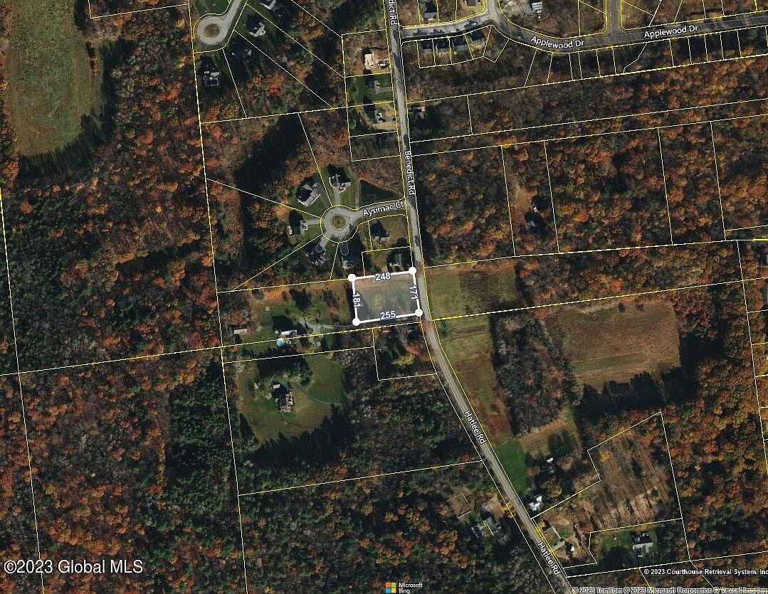 2nd image of 974 Benedict Road