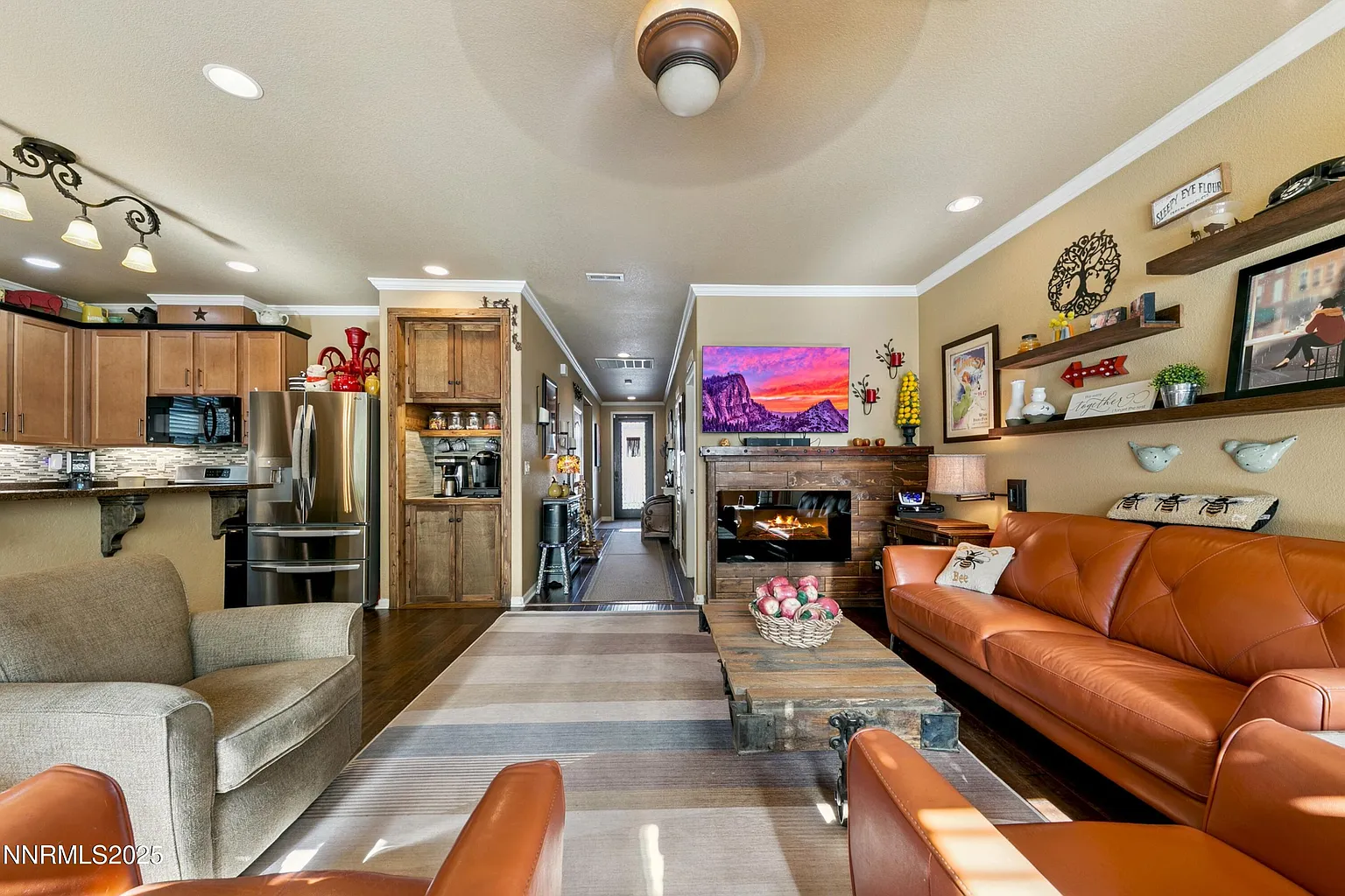 7175 Fox Wood Ln photo 1