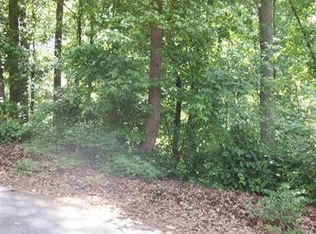 221 Green St, Greer, SC 29650