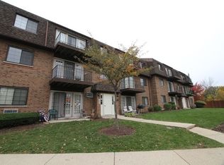 2282 Century Point Ln APT F, Glendale Heights, IL 60139