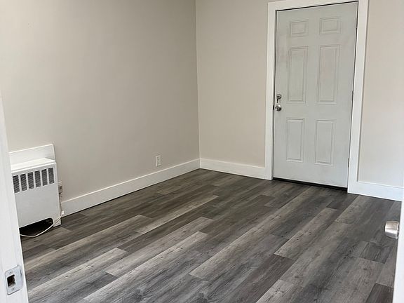 5th image of 257 Graff Ave #2
