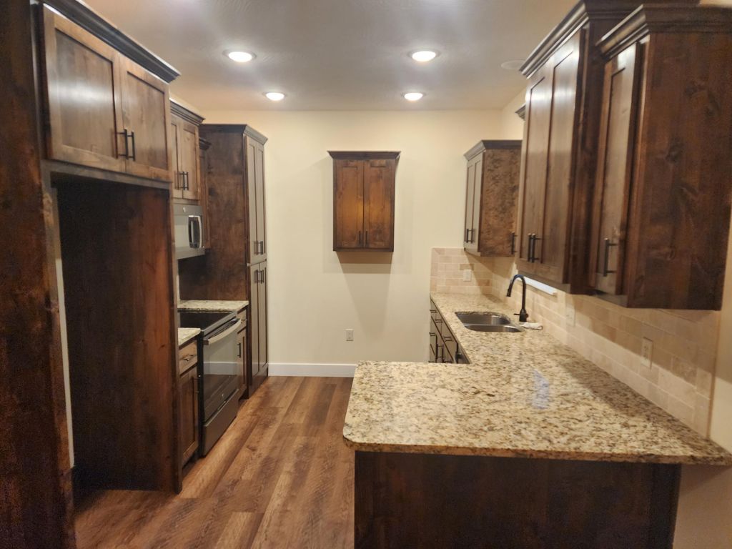 2086 Bull Run Road, Ozark, MO - More
