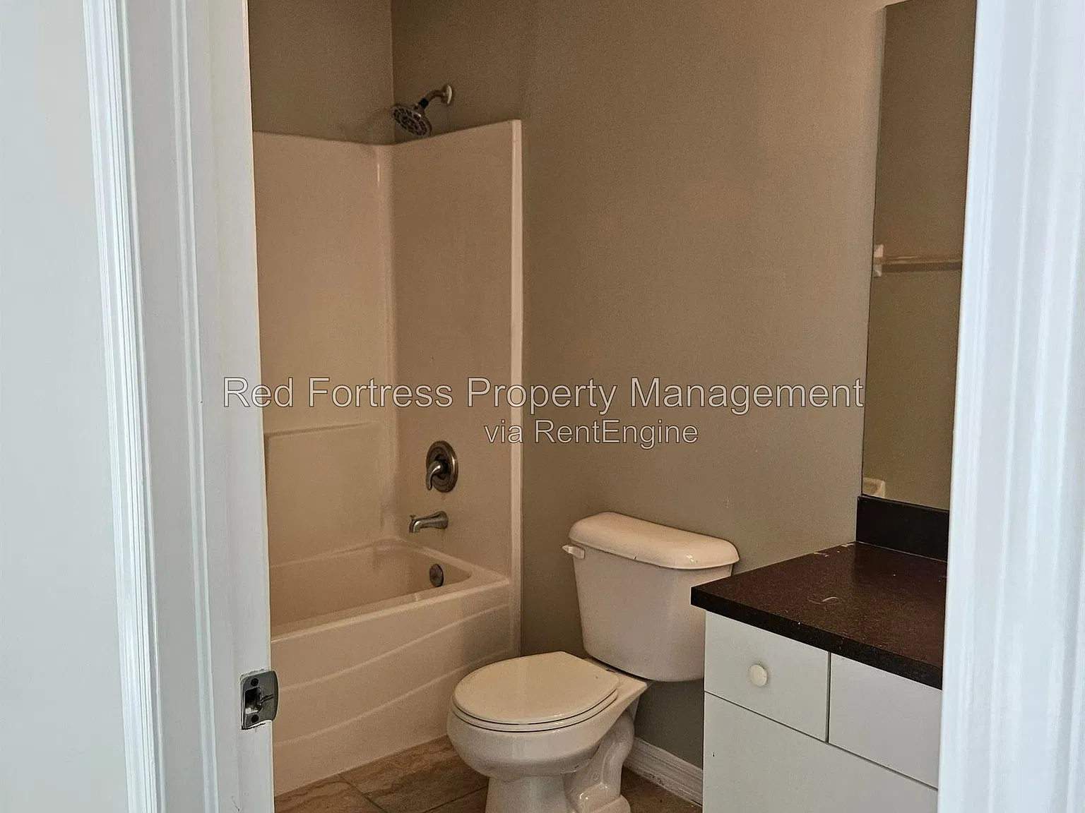 2 bed, 3.0 bath, 1408 sqft, $1,695 — Photo 4