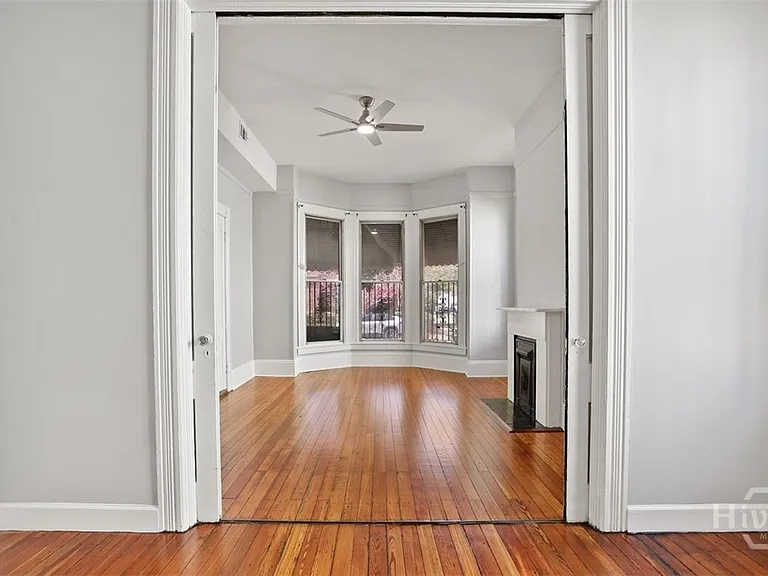 1112 Barnard St #A — Photo 13