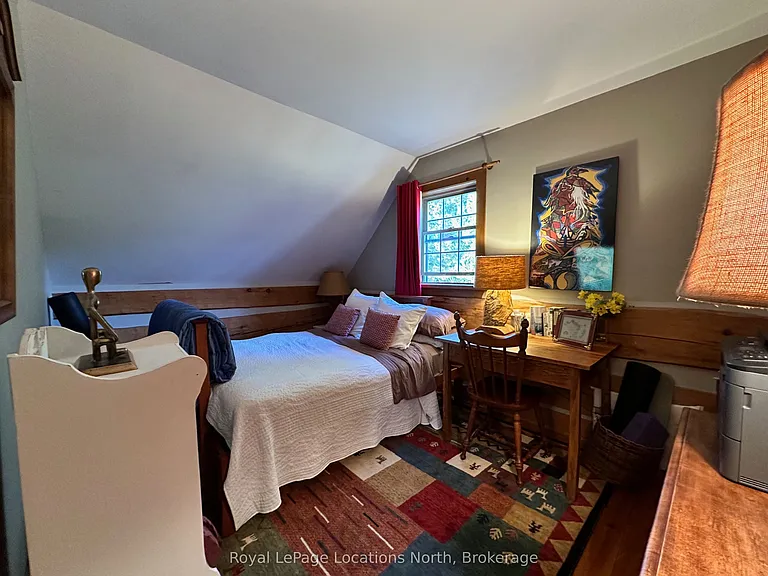 115 Tyrol Ave — Photo 17