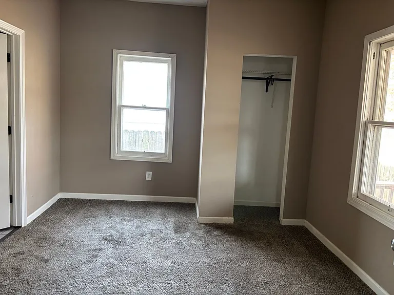 2127 N Boonville Ave — Photo 5