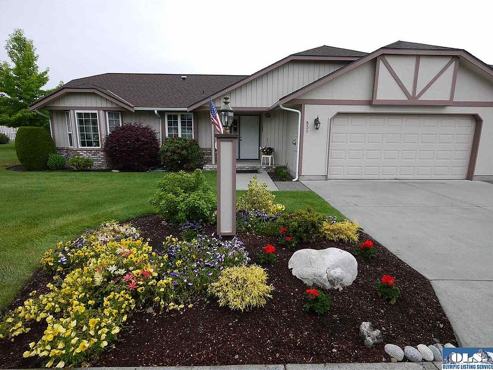 1st image of 831 N Minstrel Rd