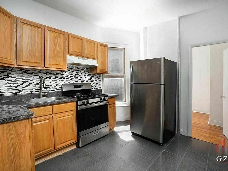 1st image of 575 W 155th St #42