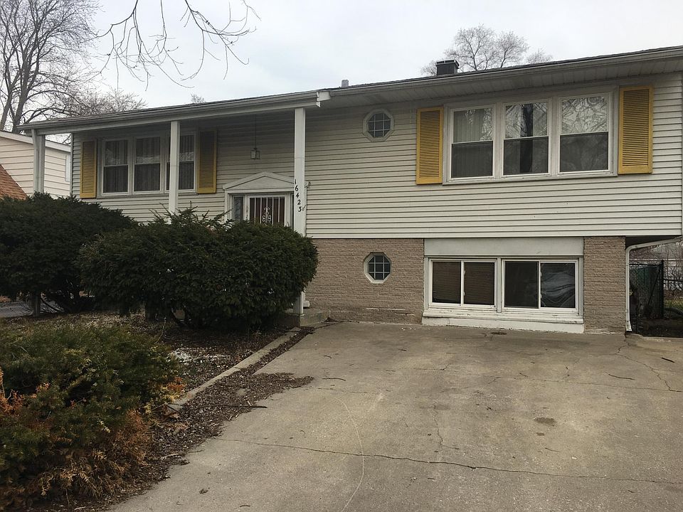 2nd image of 16432 Wolcott Ave