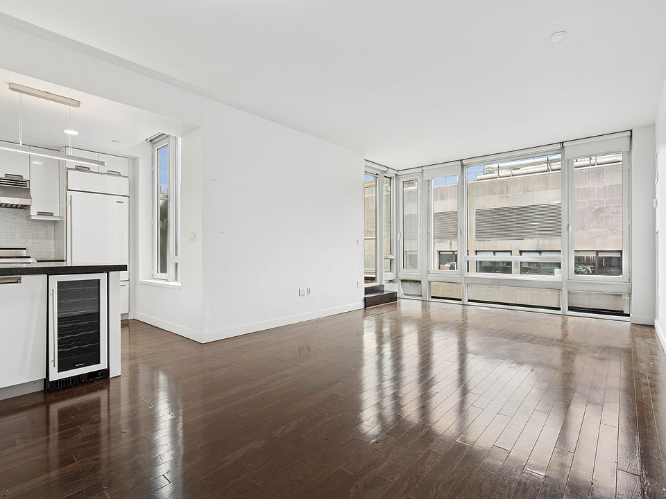 1st image of 261 W 28th St APT 9C