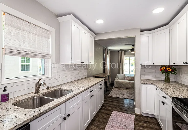 1176 Xenia St — Photo 9