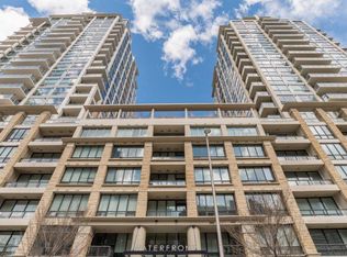 222 Riverfront Ave SW #1215, Calgary, AB T2P 0X2