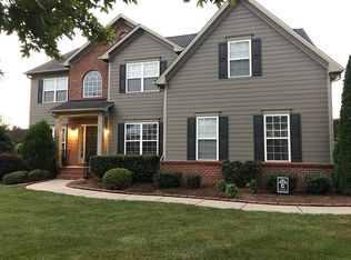 1407 Wynhurst Dr, Waxhaw, NC 28173