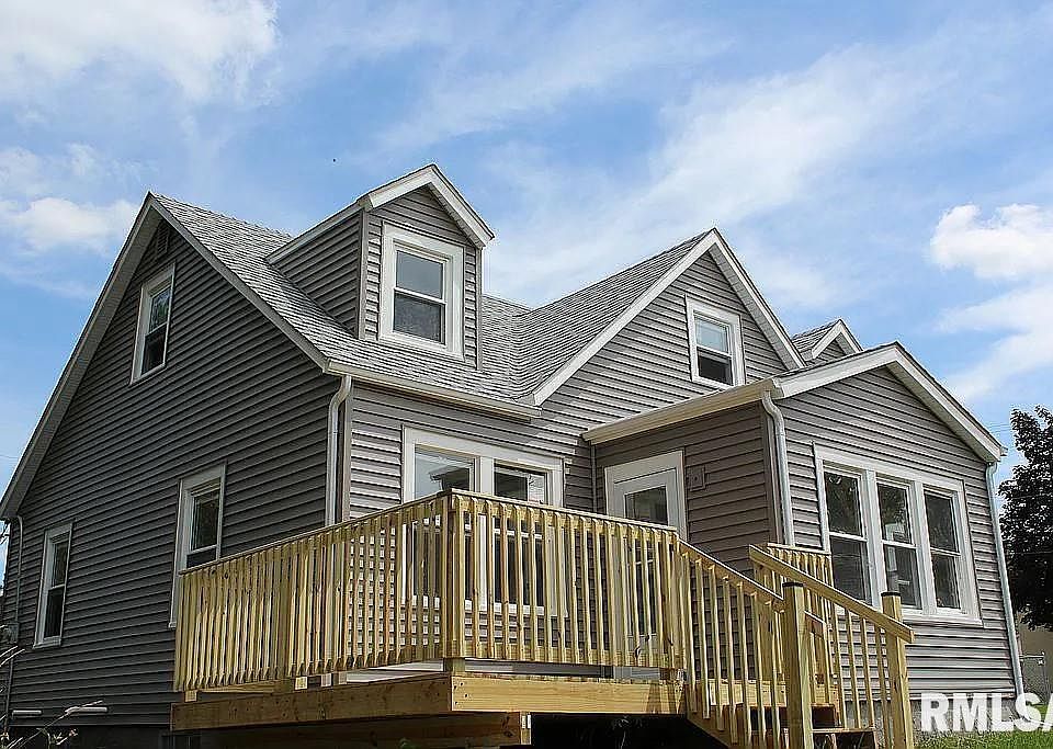 1st image of 2552 Oak St