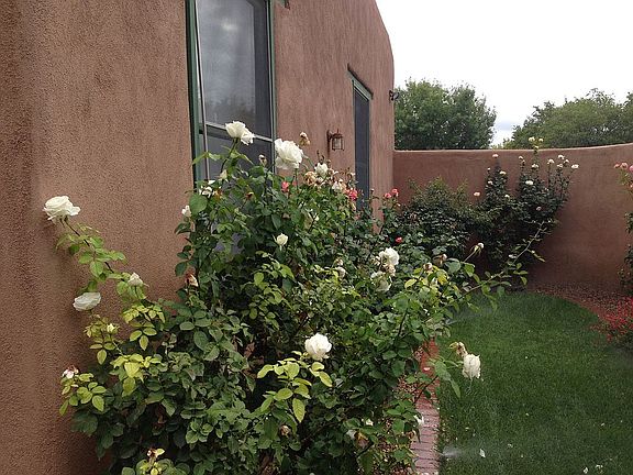 5th image of 300 Faculty Ln