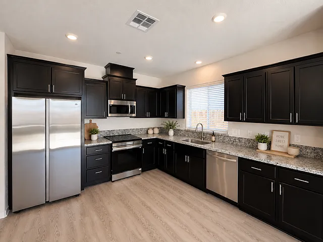3950 Slab St — Photo 3