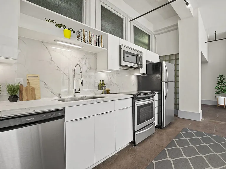 Santa Fe Lofts — Photo 3
