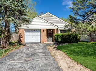 3621 Central St, Evanston, IL 60201