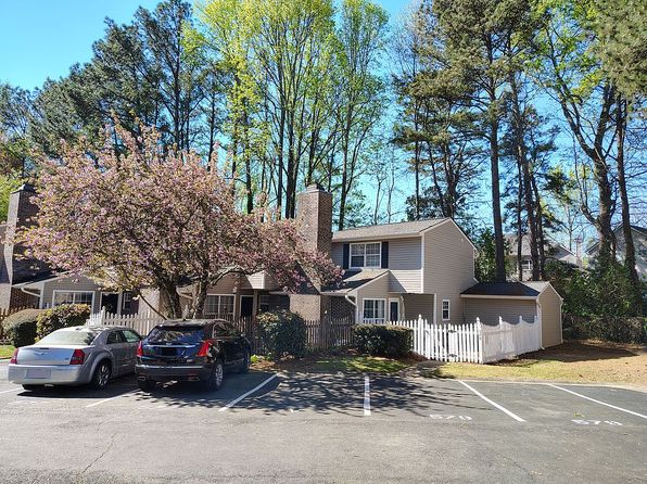 579 Picketts Bend Ct