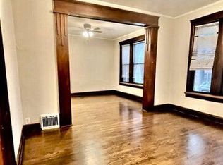 3606 W Grace St #1, Chicago, IL 60618
