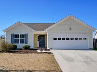 217 Red Carnation Dr, Holly Ridge, NC 28445