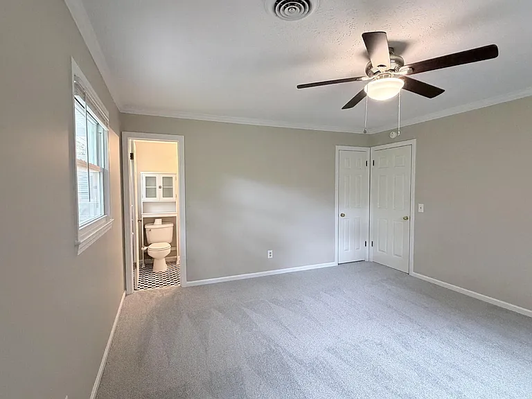 725 Wildflower Ln — Photo 27