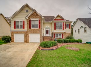 7185 Weatherford Dr, Powder Springs, GA 30127