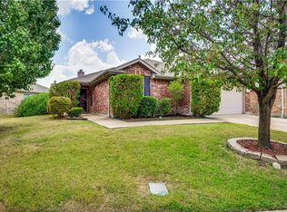 523 Colt Dr, Forney, TX 75126