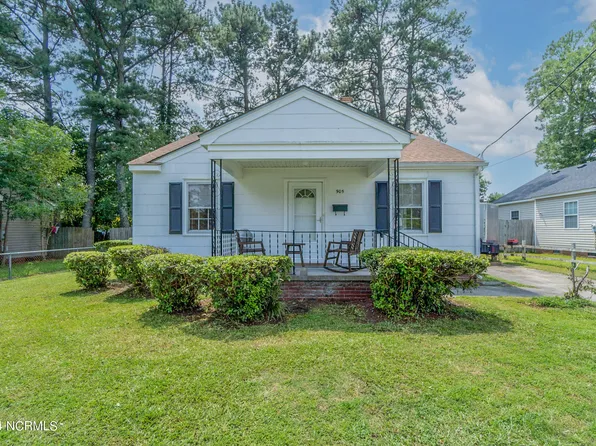 905 Bartlett Avenue, Elizabeth City, NC 27909