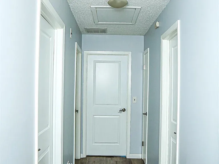 5805 Hana Rd — Photo 16