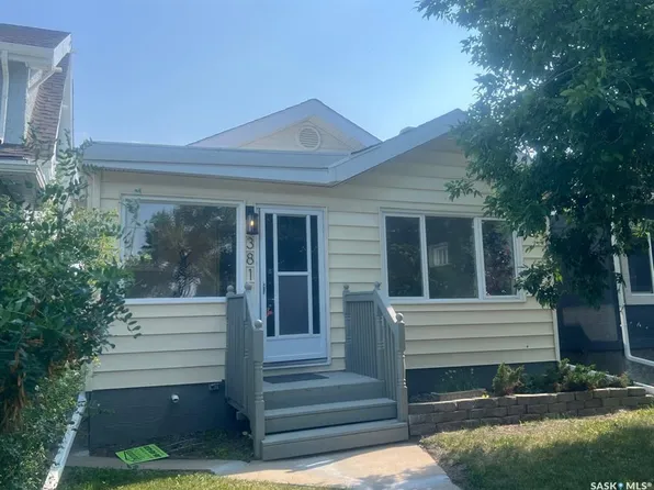 3811 Victoria AVENUE, Regina, SK S4T 1M6