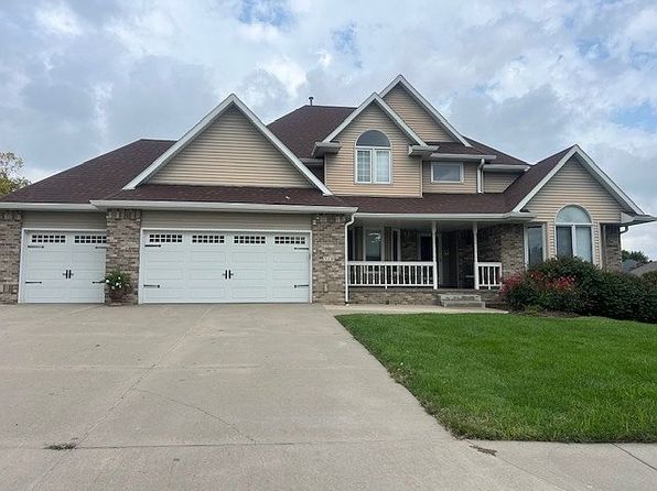310 Fox Creek Ln