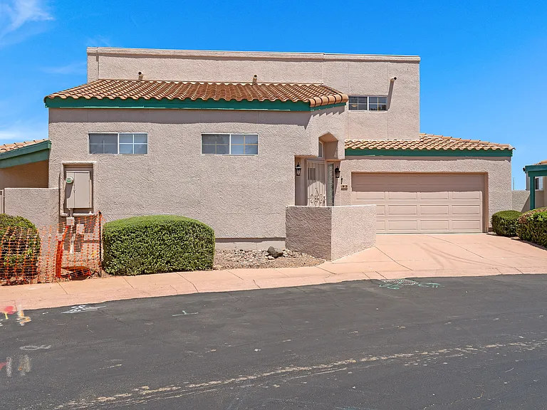 4295 Desert Springs Trl — Photo 30
