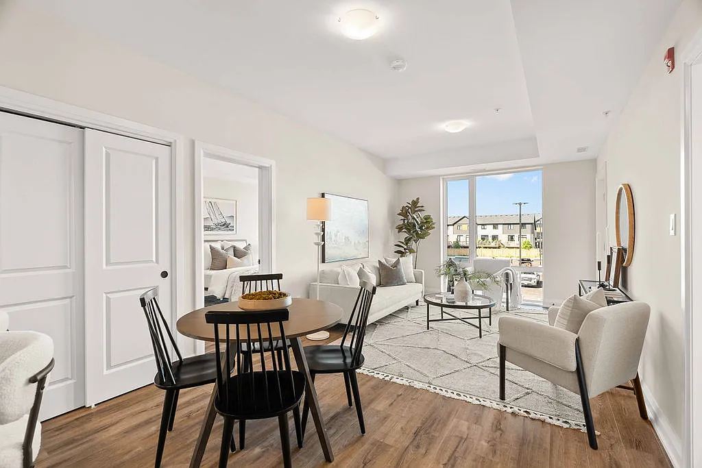 865 Kleinburg Drive London — Photo 1