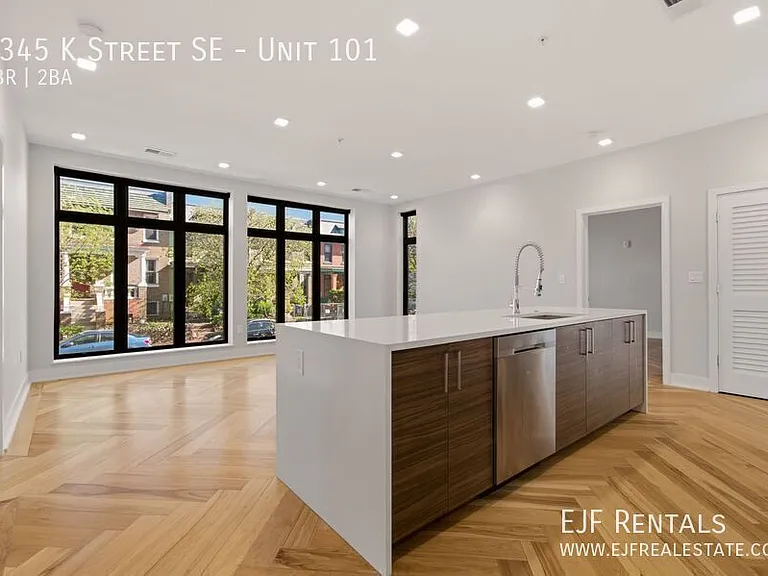1345 K St SE #101 — Photo 7