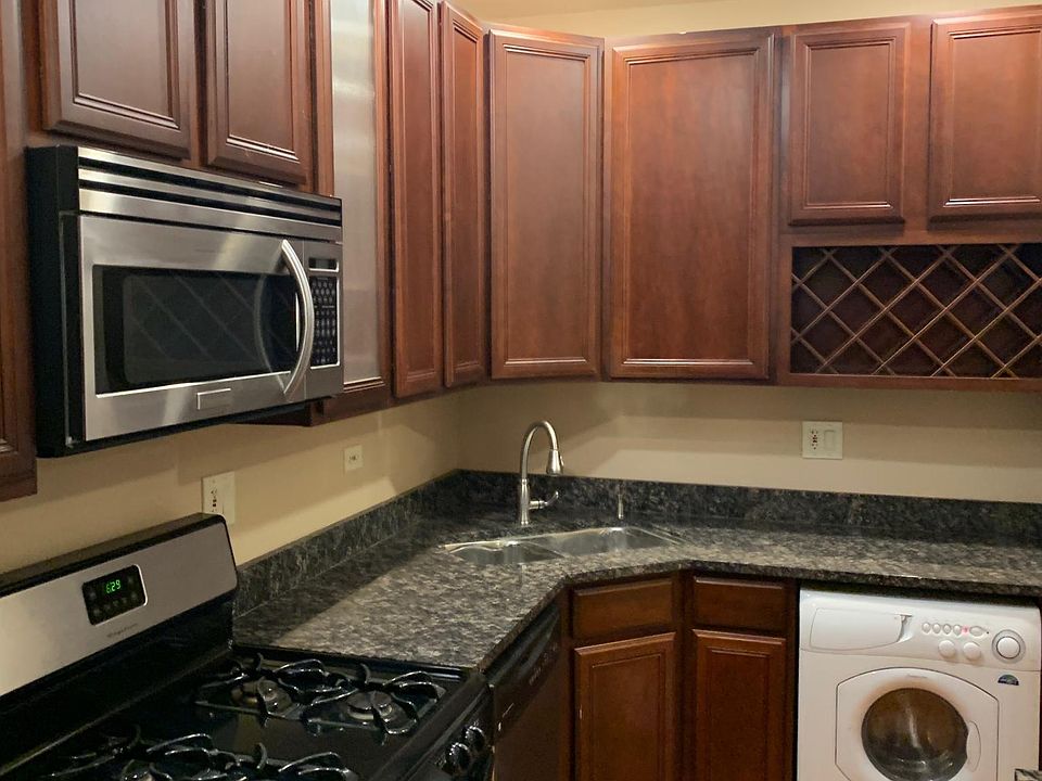 1st image of 6614-1A S Kenwood Ave