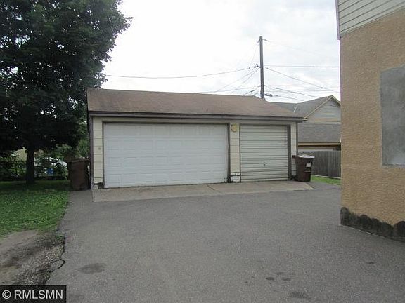 2nd image of 672 Surrey Ave