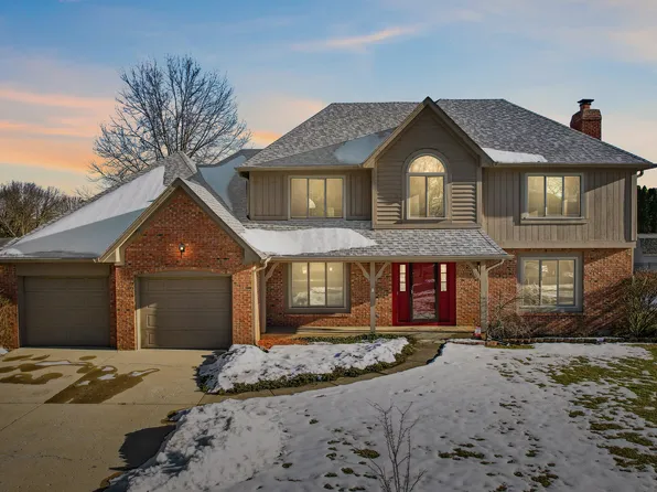 4289 S Carrie Dr, New Palestine, IN 46163